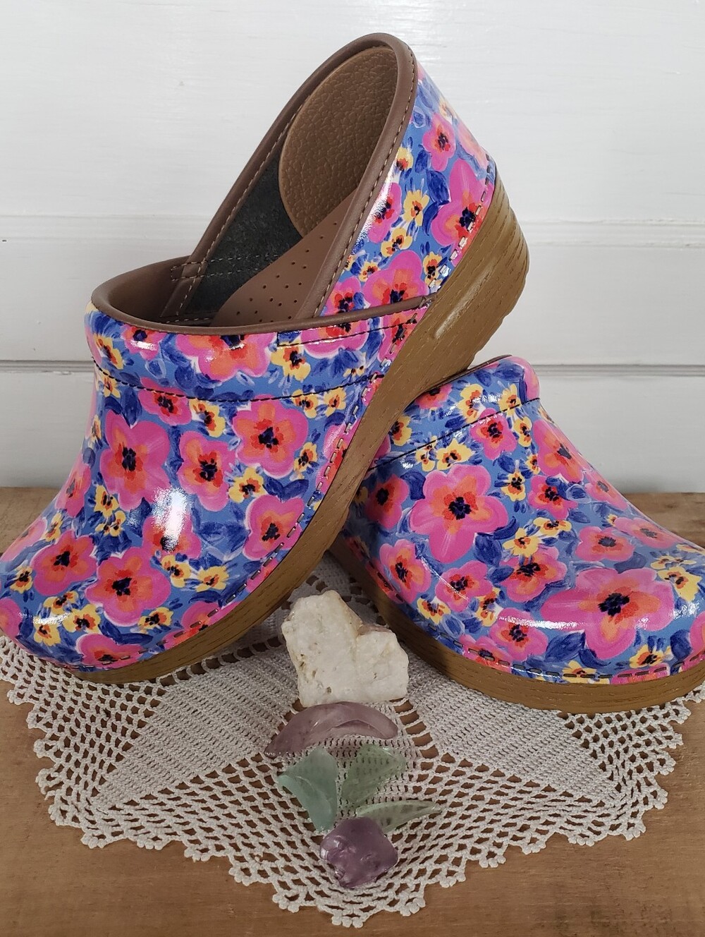 Floral Dansko Pro Clogs Patent Leather Glossy Pink Purple Spring Boho Bloom🌸🌿